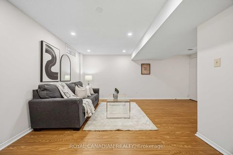 Photo 41 at 137 Stokely Crescent, Downtown Whitby, Whitby