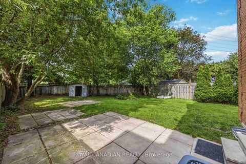Photo 48 at 137 Stokely Crescent, Downtown Whitby, Whitby