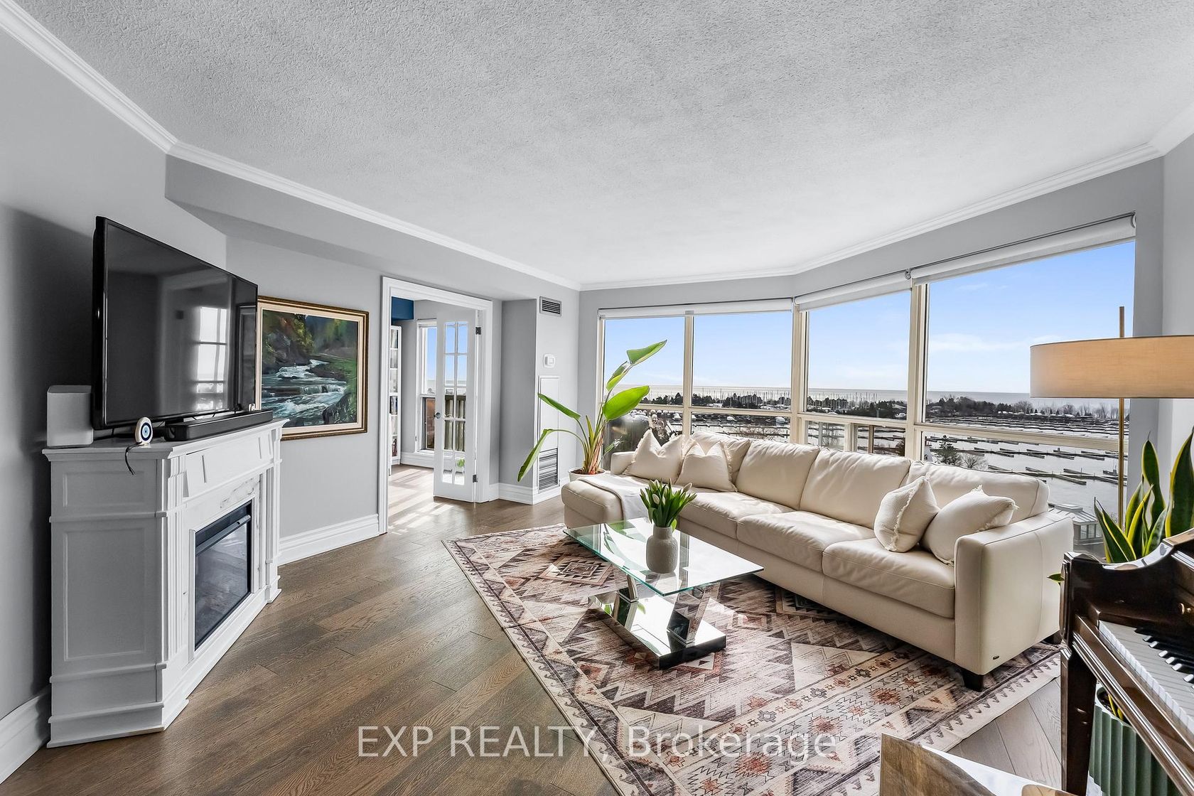 918 - 2261 Lake Shore Boulevard W, Mimico, Toronto 