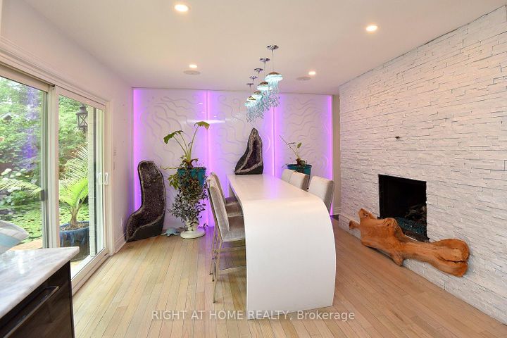 Photo 8 at 4299 Lakeshore Road, Shoreacres, Burlington