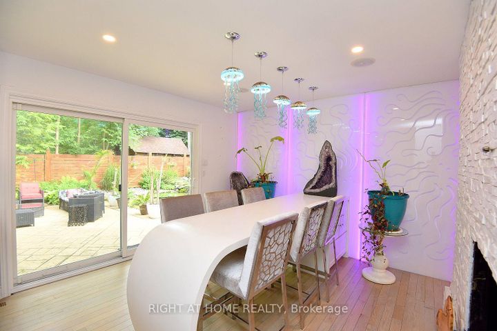 Photo 10 at 4299 Lakeshore Road, Shoreacres, Burlington