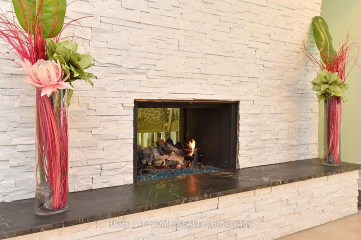 Photo 11 at 4299 Lakeshore Road, Shoreacres, Burlington