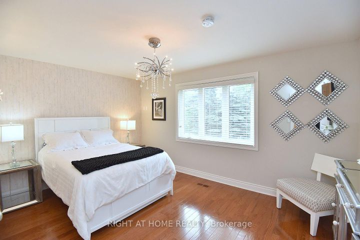 Photo 27 at 4299 Lakeshore Road, Shoreacres, Burlington