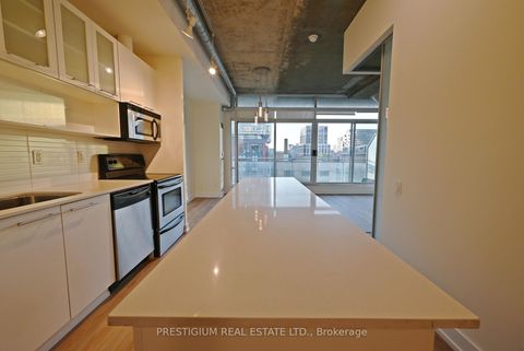 Photo 1 at 611 - 66 Portland Street, Waterfront Communities C1, Toronto