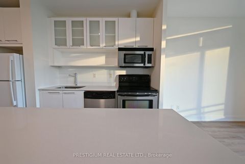 Photo 2 at 611 - 66 Portland Street, Waterfront Communities C1, Toronto