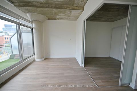 Photo 3 at 611 - 66 Portland Street, Waterfront Communities C1, Toronto