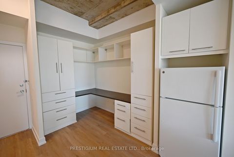 Photo 5 at 611 - 66 Portland Street, Waterfront Communities C1, Toronto