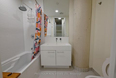 Photo 10 at 611 - 66 Portland Street, Waterfront Communities C1, Toronto