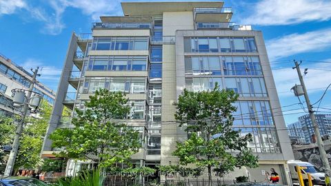 Photo 15 at 611 - 66 Portland Street, Waterfront Communities C1, Toronto
