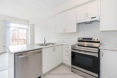 Photo 5 at 2282 Grainger Loop Crescent, Alcona, Innisfil