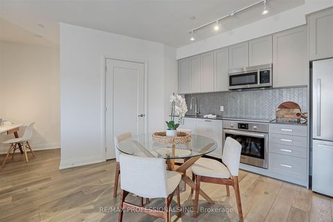 Photo 8 at 907 - 293 The Kingsway, Humber Valley, Toronto