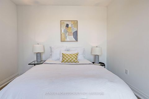 Photo 25 at 907 - 293 The Kingsway, Humber Valley, Toronto