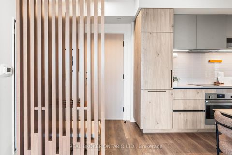 Photo 7 at 902 - 181 Sterling Road, Dufferin Grove, Toronto