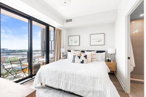 Photo 8 at 902 - 181 Sterling Road, Dufferin Grove, Toronto
