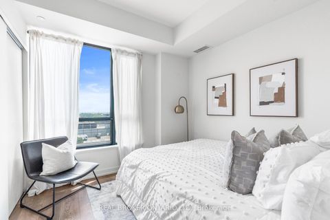Photo 16 at 902 - 181 Sterling Road, Dufferin Grove, Toronto