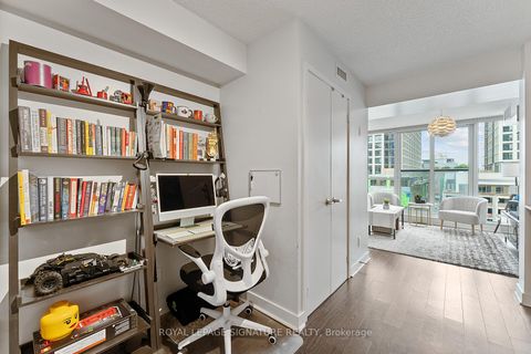 Photo 4 at 718 - 320 Richmond Street E, Moss Park, Toronto