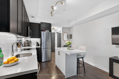 Photo 9 at 401 - 1 Neighbourhood Lane, Queensway, Toronto