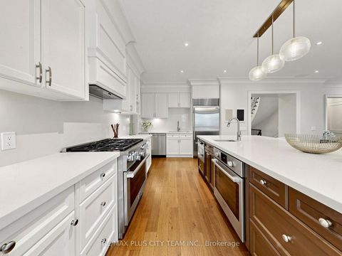 Photo 6 at 208 Carmichael Avenue, Nortown, Toronto