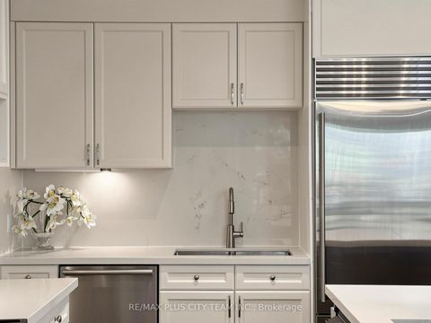 Photo 7 at 208 Carmichael Avenue, Nortown, Toronto