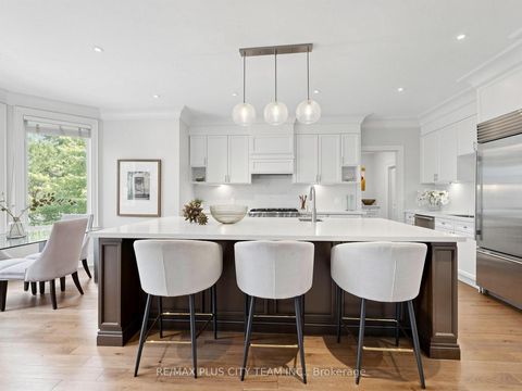Photo 10 at 208 Carmichael Avenue, Nortown, Toronto