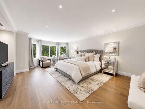Photo 21 at 208 Carmichael Avenue, Nortown, Toronto