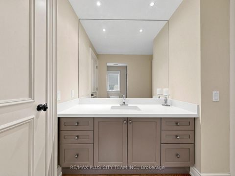 Photo 29 at 208 Carmichael Avenue, Nortown, Toronto