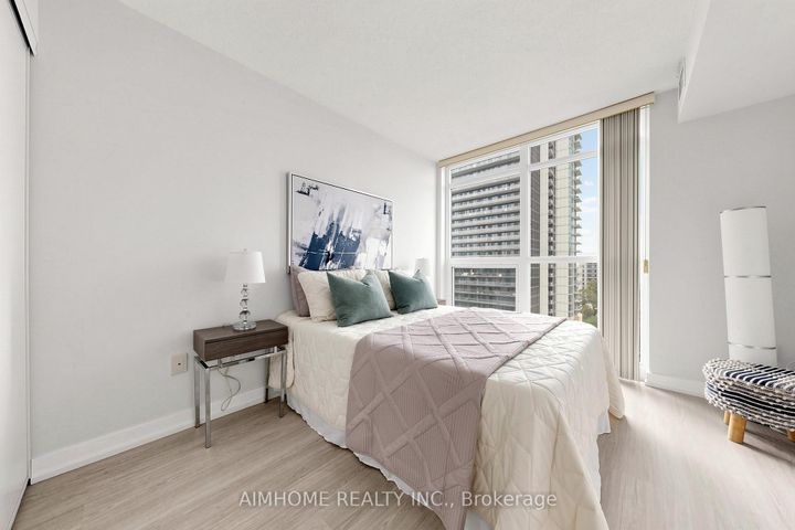 Photo 17 at 921 - 19 Singer Court, Bayview Village, Toronto