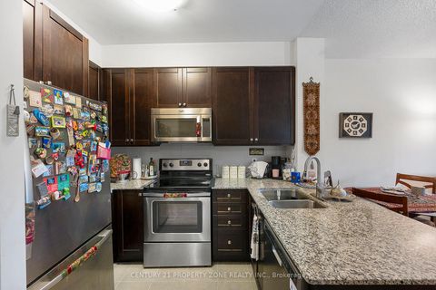 Photo 8 at 219 - 8302 Islington Avenue, Islington Woods, Vaughan