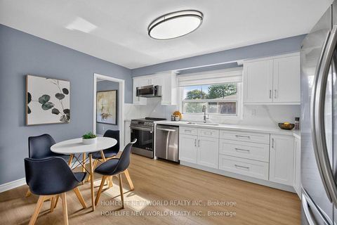 Photo 12 at 203 Goddard Street, Bathurst Manor, Toronto