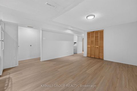 Photo 22 at 23 Greenwin Village Road, Newtonbrook West, Toronto