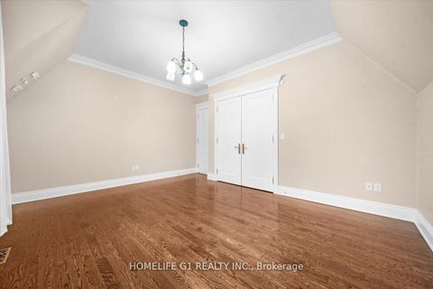 Photo 31 at 210 St Leonards Avenue, York Mills, Toronto