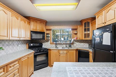 Photo 5 at 239 Island Road, Rouge E10, Toronto
