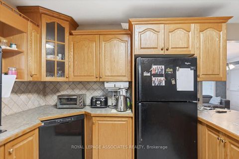 Photo 6 at 239 Island Road, Rouge E10, Toronto