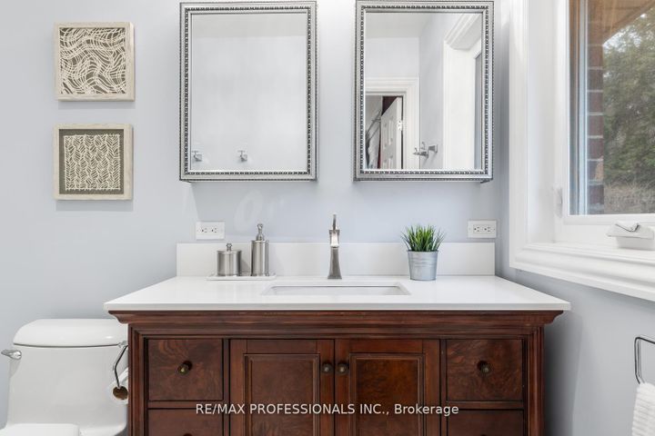 Photo 28 at 164 Morningside Avenue, Swansea, Toronto