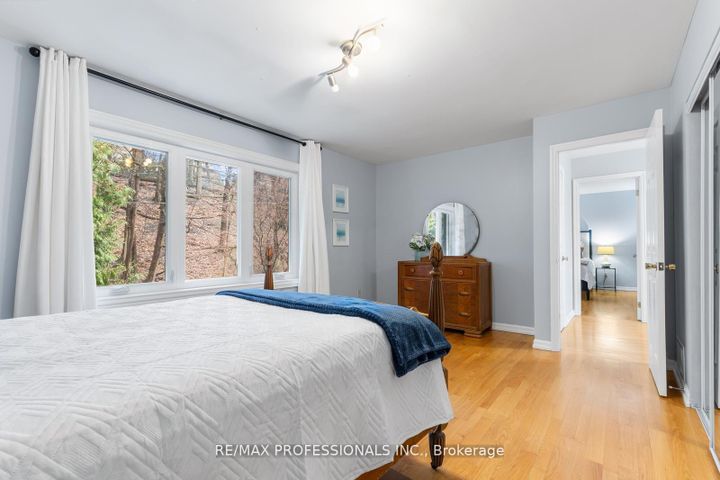 Photo 31 at 164 Morningside Avenue, Swansea, Toronto