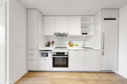 Photo 3 at 7112 - 55 Cooper Street, Waterfront Communities C8, Toronto