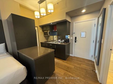 Photo 18 at 711 - 1 King Street W, Bay Street Corridor, Toronto