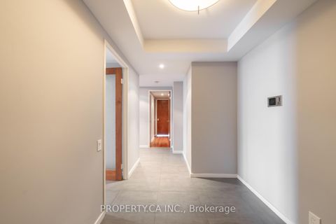 Photo 17 at 1202 - 1 Concorde Place, Don Mills, Toronto