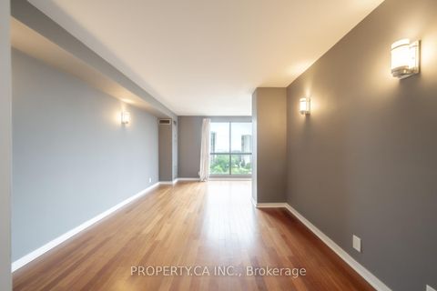 Photo 19 at 1202 - 1 Concorde Place, Don Mills, Toronto