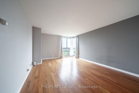 Photo 31 at 1202 - 1 Concorde Place, Don Mills, Toronto