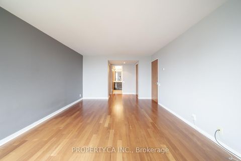 Photo 33 at 1202 - 1 Concorde Place, Don Mills, Toronto
