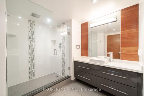 Photo 37 at 1202 - 1 Concorde Place, Don Mills, Toronto