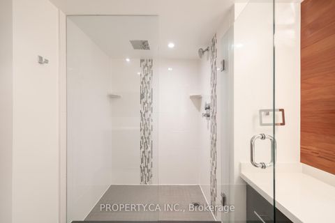 Photo 38 at 1202 - 1 Concorde Place, Don Mills, Toronto