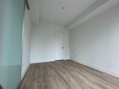 Photo 7 at 214 - 158 Front Street E, Moss Park, Toronto