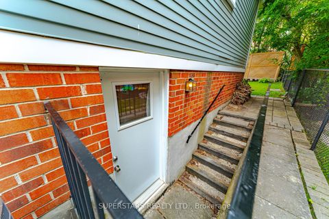 Photo 31 at 99 Peevers Crescent, Glenway Estates, Newmarket