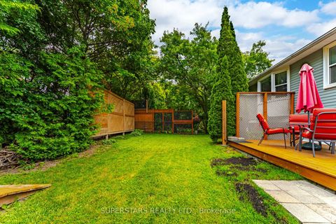 Photo 35 at 99 Peevers Crescent, Glenway Estates, Newmarket