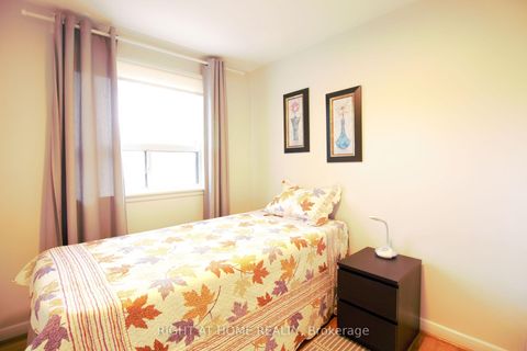 Photo 6 at 263 Patricia Avenue, Newtonbrook West, Toronto