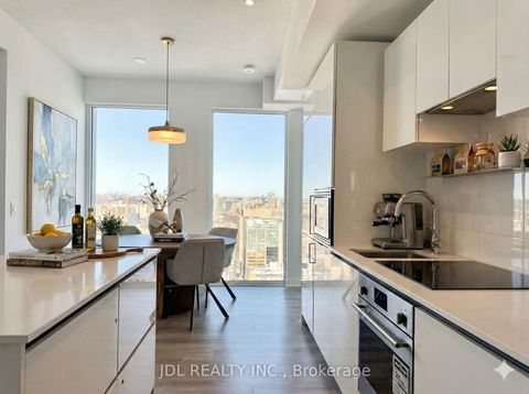 Photo 2 at 3709 - 238 Simcoe Street, Chinatown, Toronto