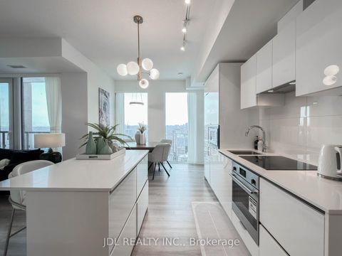Photo 9 at 3709 - 238 Simcoe Street, Chinatown, Toronto