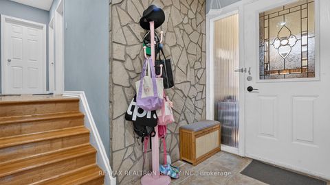 Photo 5 at 8 Bonnechere Crescent, Bendale, Toronto